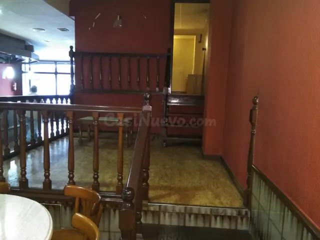 Se alquila bajo en Rúa Barcelona de Carballo - foto 4