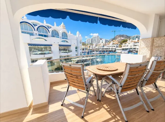 Piso en Puerto Marina, Benalmadena — 2