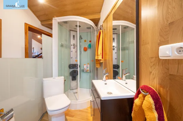 DUPLEX EN PLENA SIERRA NEVADA — 34