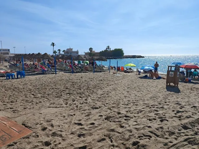 Fantástico estudio con vistas panorámicas al mar en primera línea de playa en Fuengirola — 30