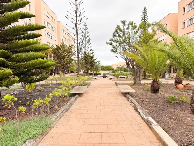 Piso en Avenida Comercial en Las Palmas de Gran Canaria, Islas Canarias, España — 47