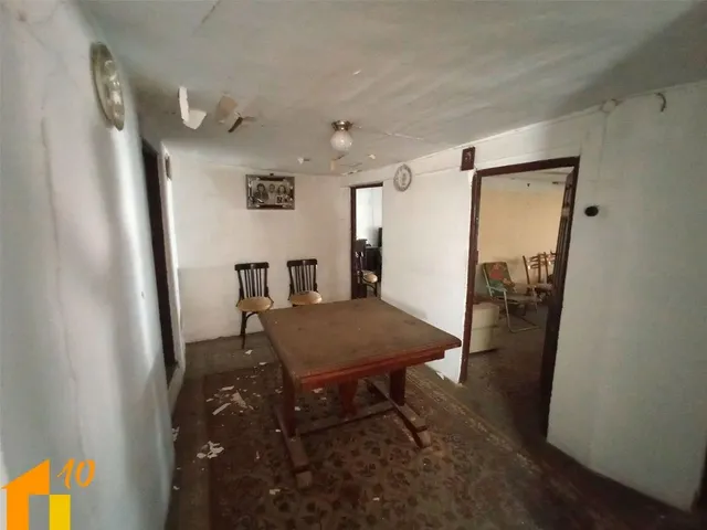 Casa para reformar íntegramente en Arcos de la Llana. - foto 2