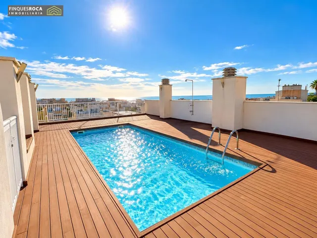 Piso con terraza, parking y piscina a 500 metros de la playa – la ràpita — 5