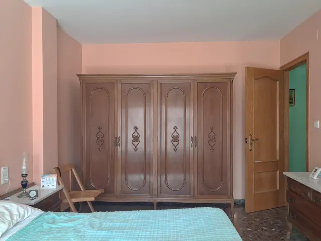Amplia vivienda con gran garaje, patio y excelente luminosidad — 29