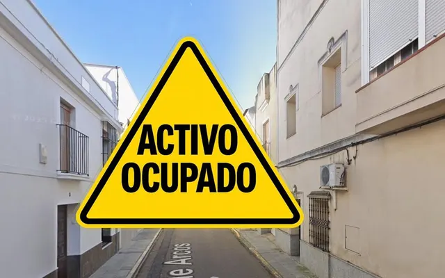 CASA EN MONTIJO