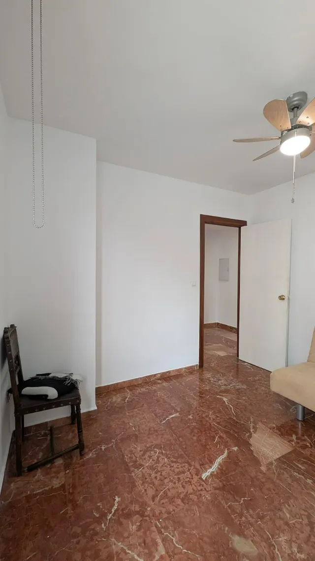 Piso 4 habitaciones 145m² en alquiler - Arabial — 18