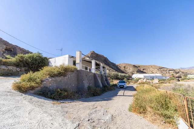 CORTIJO EN VENTA EN LA VILLA DE GÁDOR – PARAJE LAS HERRERÍAS — 25