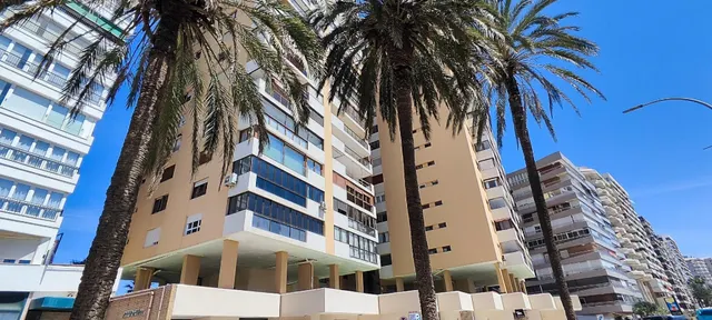 Oportunidad única en primera línea de playa – Paseo de la Farola, La Malagueta (Málaga) — 15