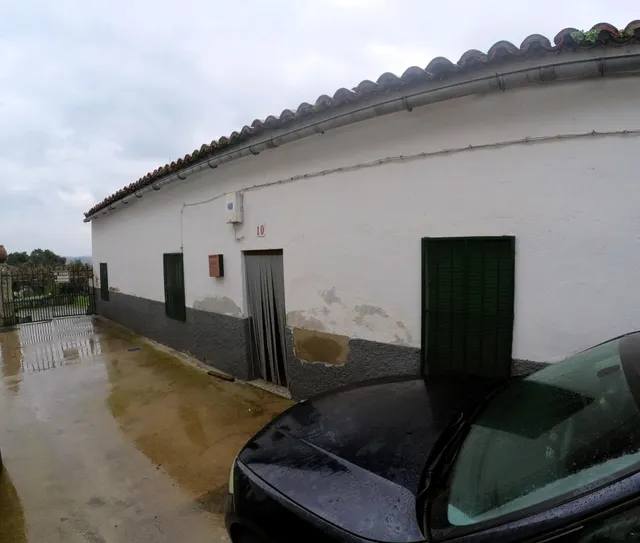 Casa con parcela en Valdeobispo — 16