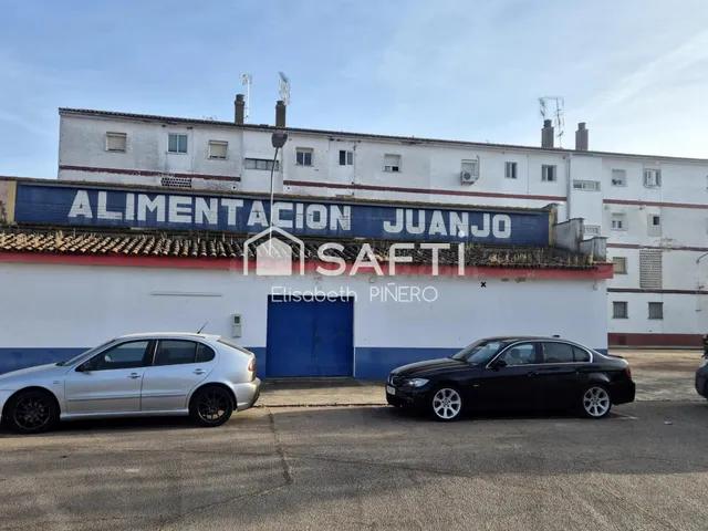 ¡Oportunidad de Oro! Local de Alimentación Totalmente Equipa - foto 4