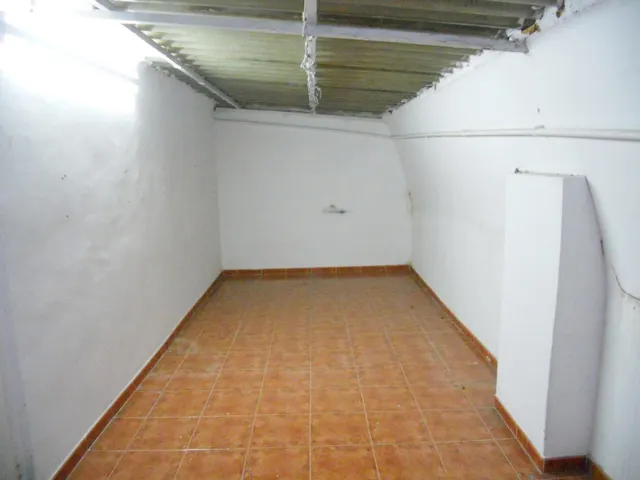 LOCAL EN UNA UBICACIÓN INMEJORABLE — 15