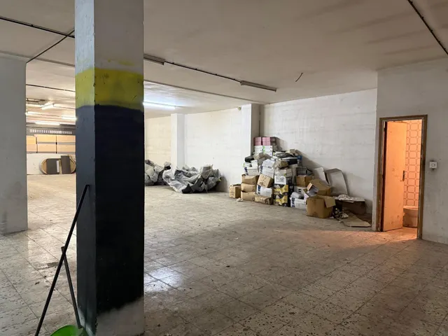 Local tipus magatzem zona Ctra. de Vic — 12