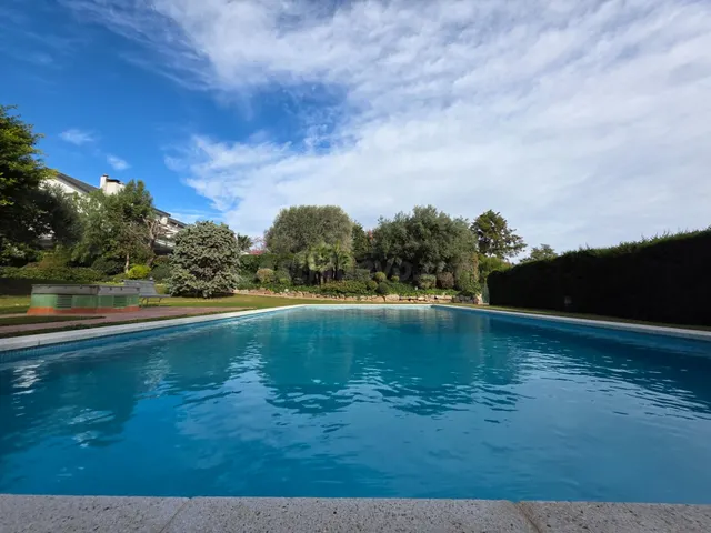 Magnífica casa con jardín y piscina en exclusivo complejo co - foto 2