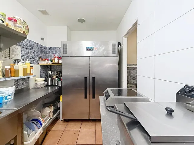 Traspaso bar-cafetería con terraza, Provençals del Poblenou — 20