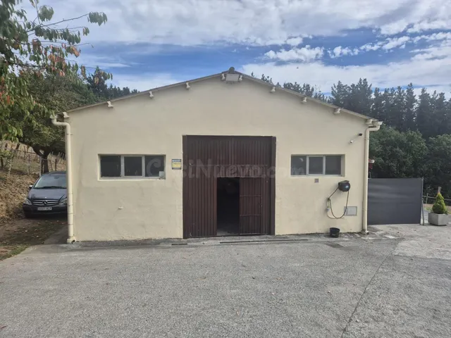 Pabellón con terreno en Zalla - foto 2