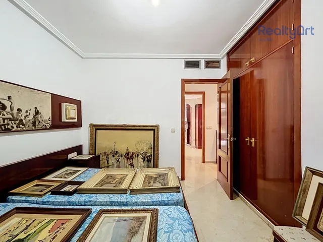 PISO CALLE ARJONA — 25