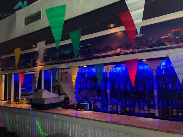 Se vende local comercial en Laredo - foto 4