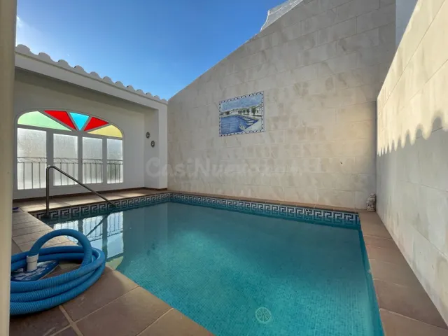 F170 - Casa de pueblo con piscina en el centro de Fornells - foto 2