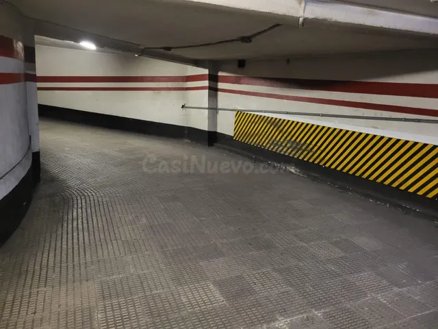 Garaje en venta en Calle General Eguía - foto 3