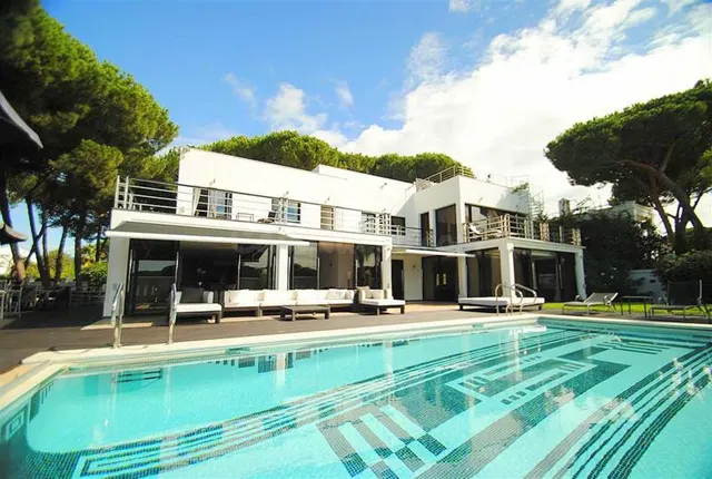 Chalet 8 habitaciones 700m² en venta - Marbella