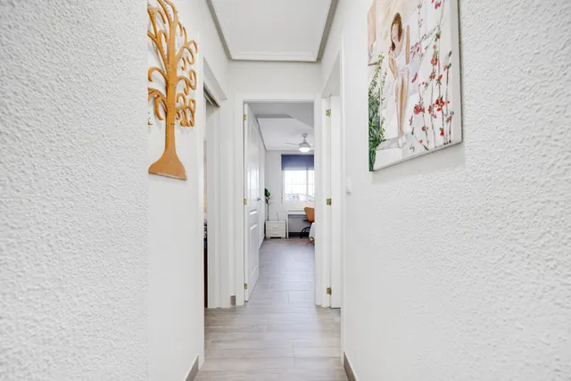 Elegante Propiedad Doble con Vistas al Campo y Acabados de Lujo — 44