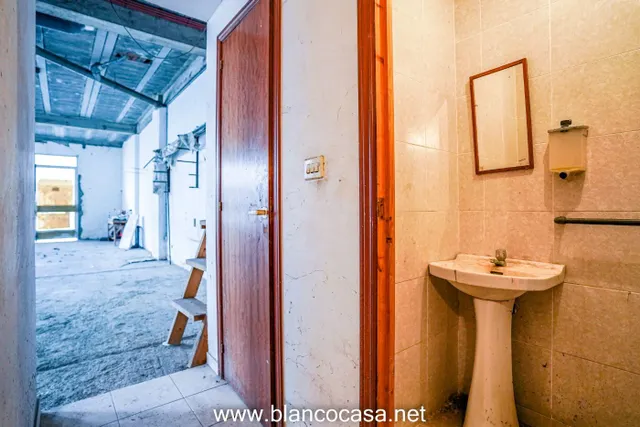 ¡Local en alquiler con EXCELENTE ubicación! — 13