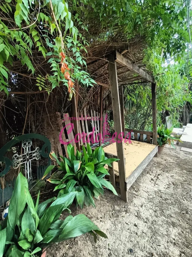CASA EN CUEVAS BAJAS — 19