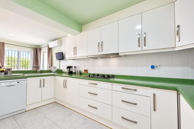 Chalet 4 habitaciones 196m² en venta - Maryvilla — 35
