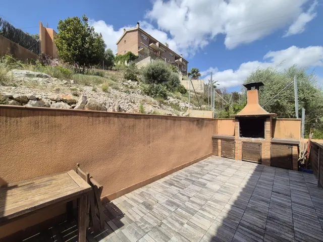 Casa con vistas panorámicas, placas solares y gran terraza en Mas Trader, Cubelles — 49