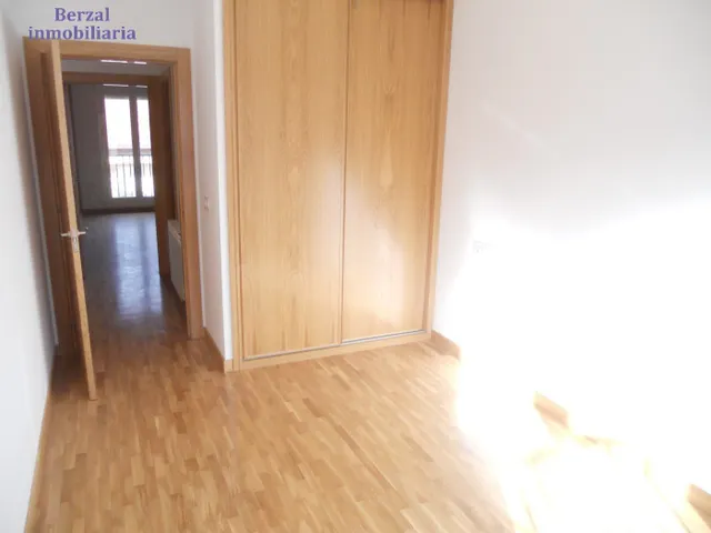 Chalet en venta en Navarrete. Muy amplio. A estrenar. — 12