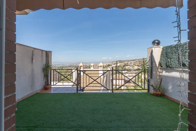 Venta de magnífico piso con amplia terraza - Monachil -- Granada — 14