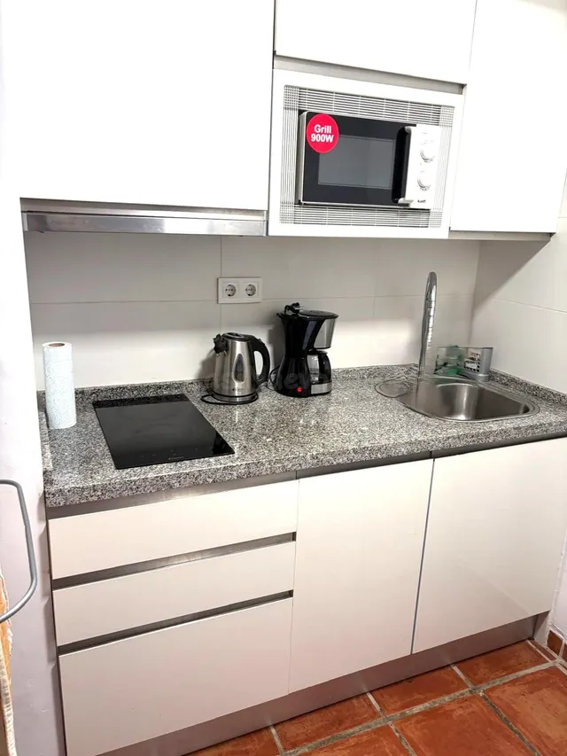 Estudio 32m² en alquiler - Centro Histórico - foto 2
