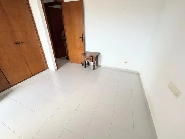 CASA ADOSADA REFORMADA, JARDIN, APARCAMIENTO, PISCINA COMUNITARIA, CHIMENEA, PARCIALMENTE AMUEBLADA — 23