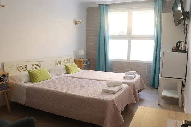 Piso 18 habitaciones 840m² en venta - Calpe — 28