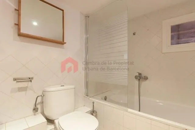 Vivienda con terraza en Santa Caterina i la Ribera con rentabilidad — 33