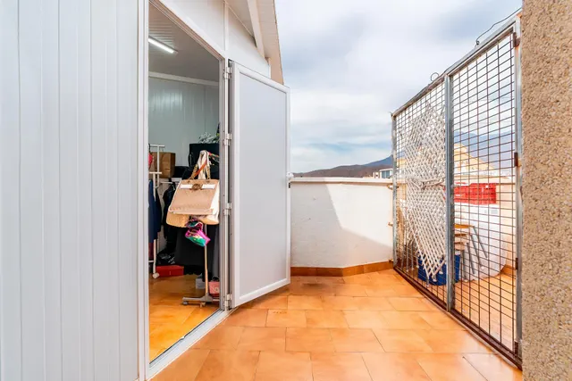 ¡descubre este ático con amplía terraza, garaje y trastero! — 17