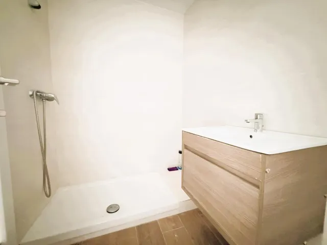 Piso de tres dormitorios reformado — 10