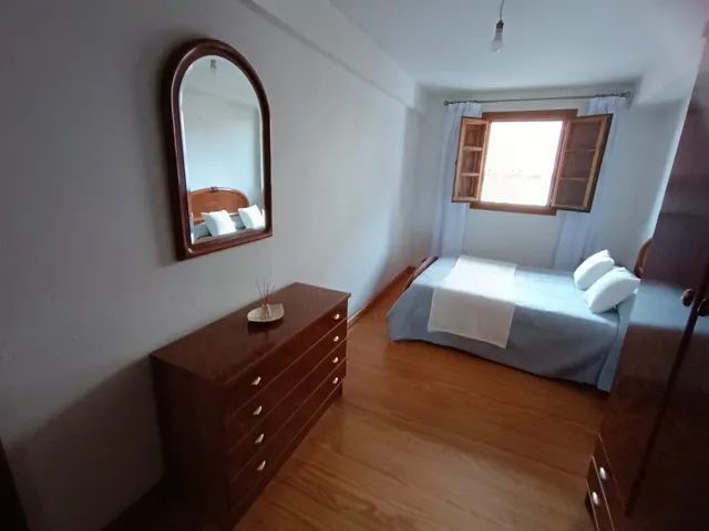 CASA ADOSADA EN VALDÁLIGA (VALLINES) — 28