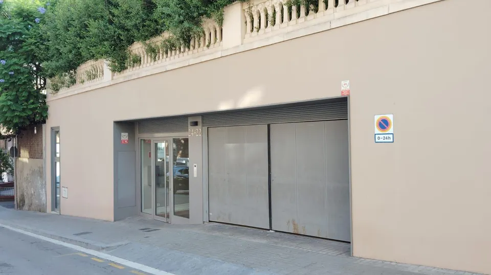 Parking 11m² en alquiler - Barcelona