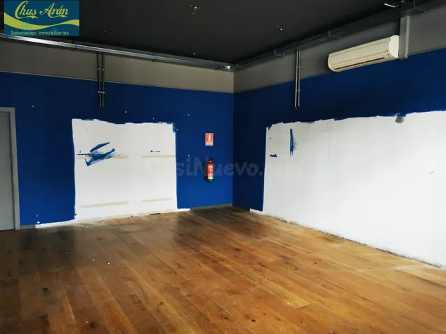 Céntrico local comercial en alquiler - foto 5