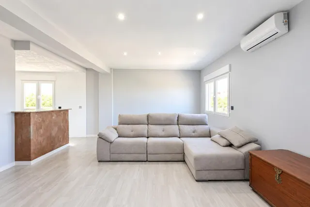 Casa reformada con piscina en parcela de 2.500 m2 (urbano y rústico) — 20