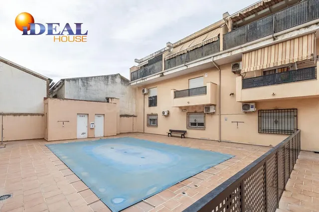 PISO EN URBANIZACIÓN CON PISCINA EN LAS GABIAS - foto 4