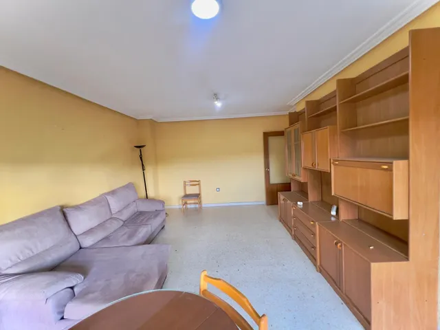 Apartamento con garaje en el centro — 7