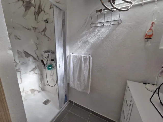 Encantadora casa con dos apartamentos independientes  en Picadueñas — 24