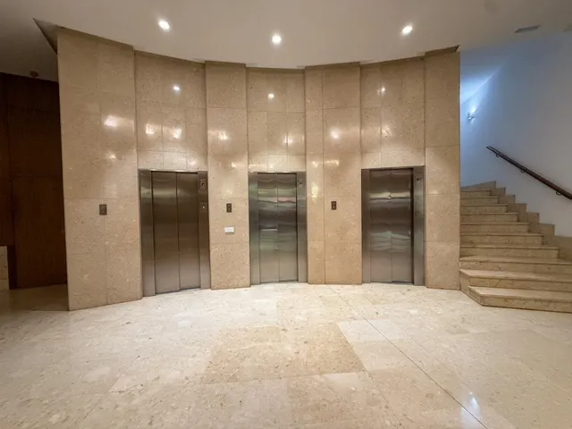 Exclusiva vivienda de autor en Calle Aragón, Palma — 18