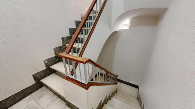CASA DE DOS PLANTAS DE 180 M2 CADA UNA EN EL CORAZON DE TORRENT — 22