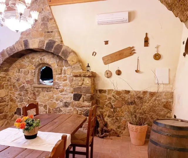 MAGNÍFICA CASA RURAL CON HISTORIA EN UN ENTORNO NATURAL EXTR - foto 3