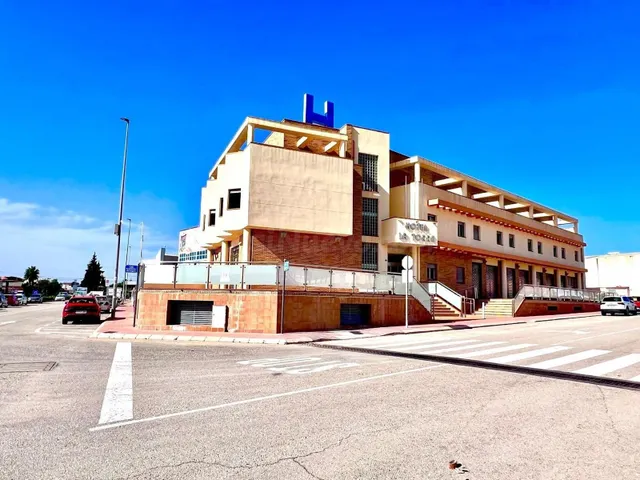 Local comercial 33 habitaciones en venta - Pueblo 8