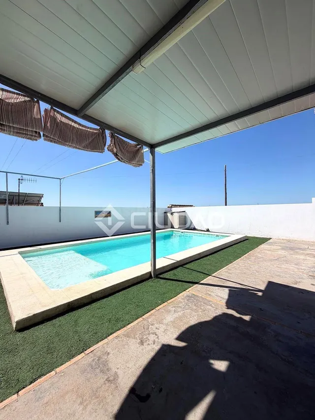 Parcela con construcción y piscina en Reventón Chico — 3