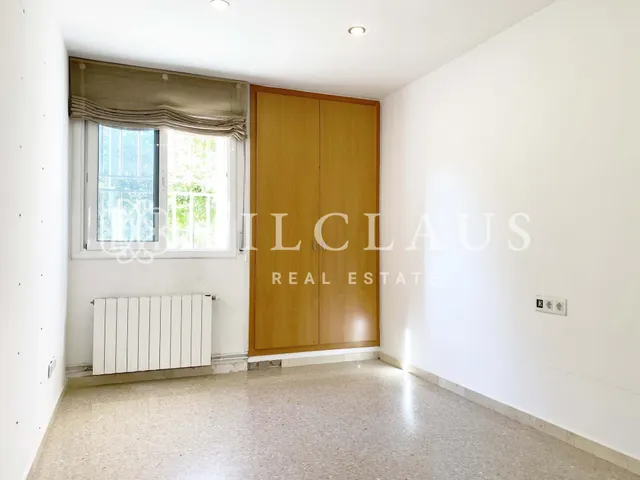 Piso en venta en C/ Sicilia, Merinals — 27